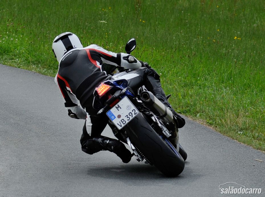 BMW anuncia ABS especial para motos
