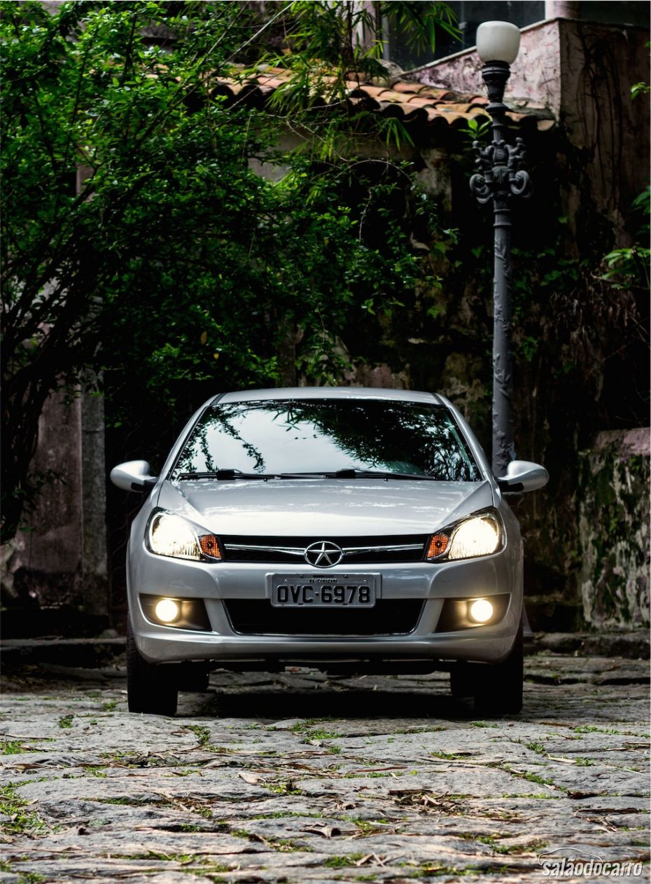Frente do novo JAC J3 S