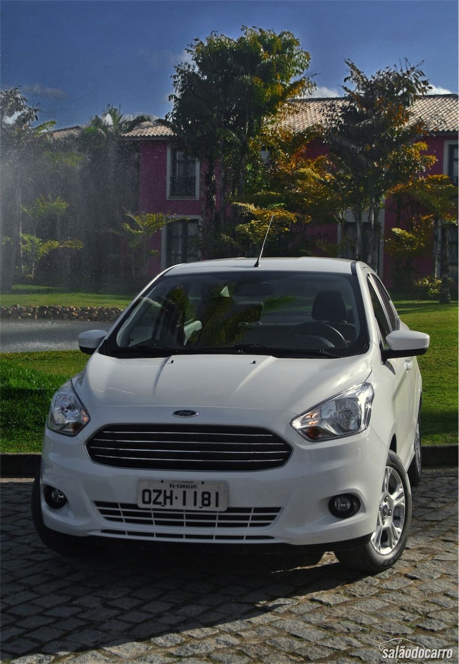 Novo Ford Ka+ (versão Sedan do novo Ka)