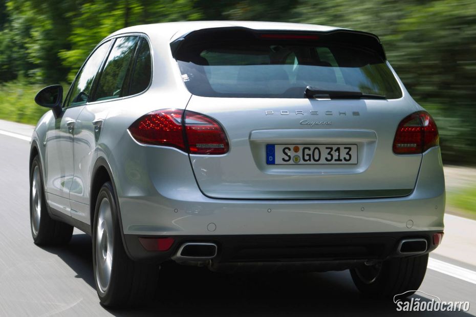 Porsche Cayenne sofre renovação