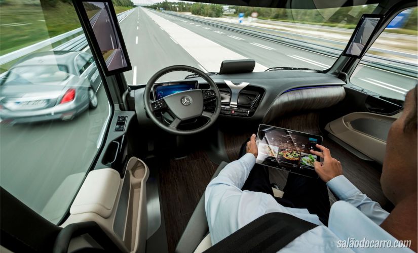 Mercedes-Benz Future Truck 2025