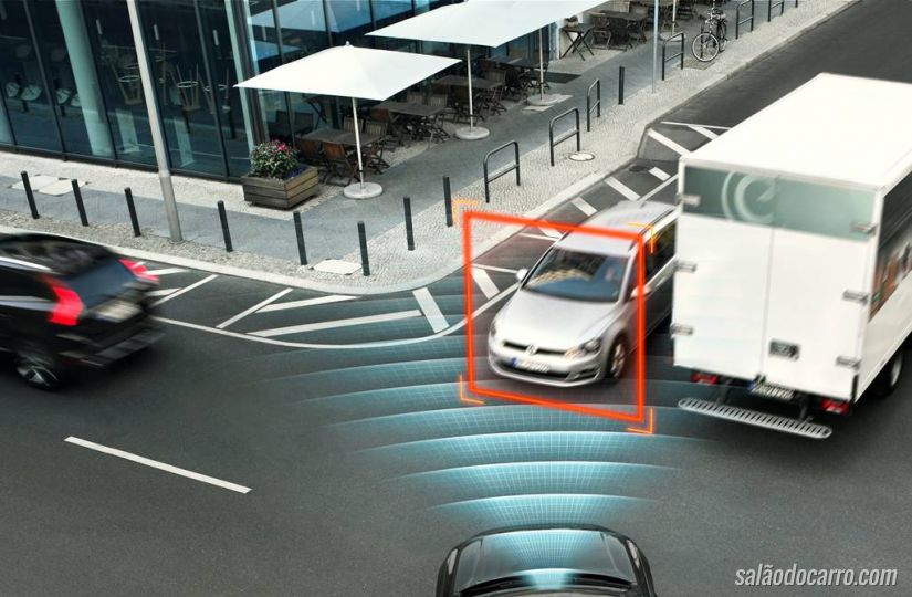 Non-Hit Car and Truck