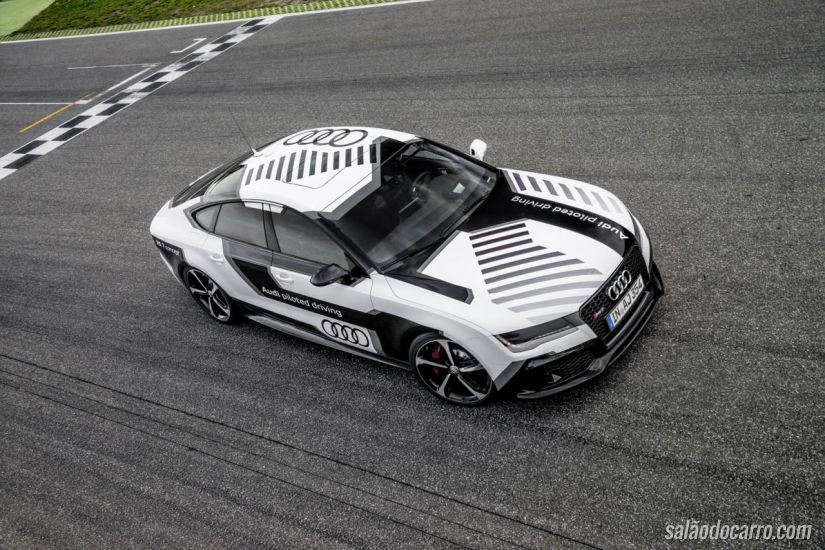 Audi cria carro conceito que alcança 240 km/h sem piloto