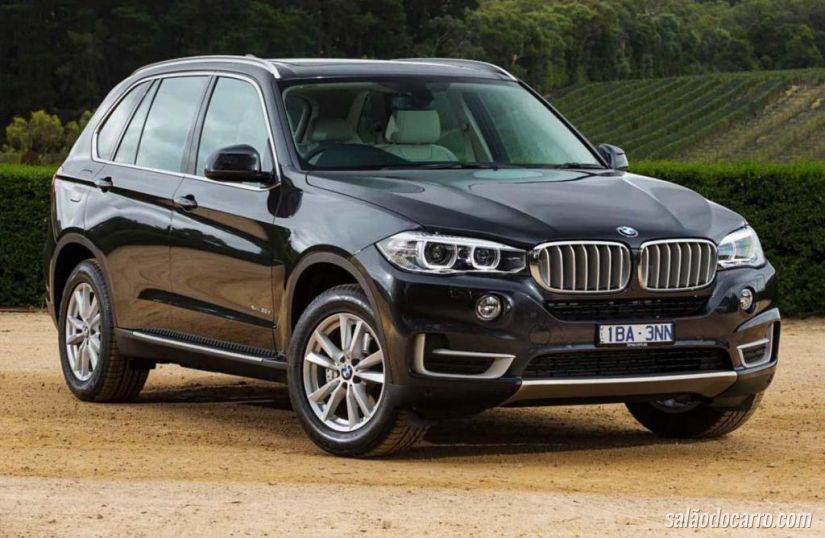 BMW X5 comemora 15 anos de história