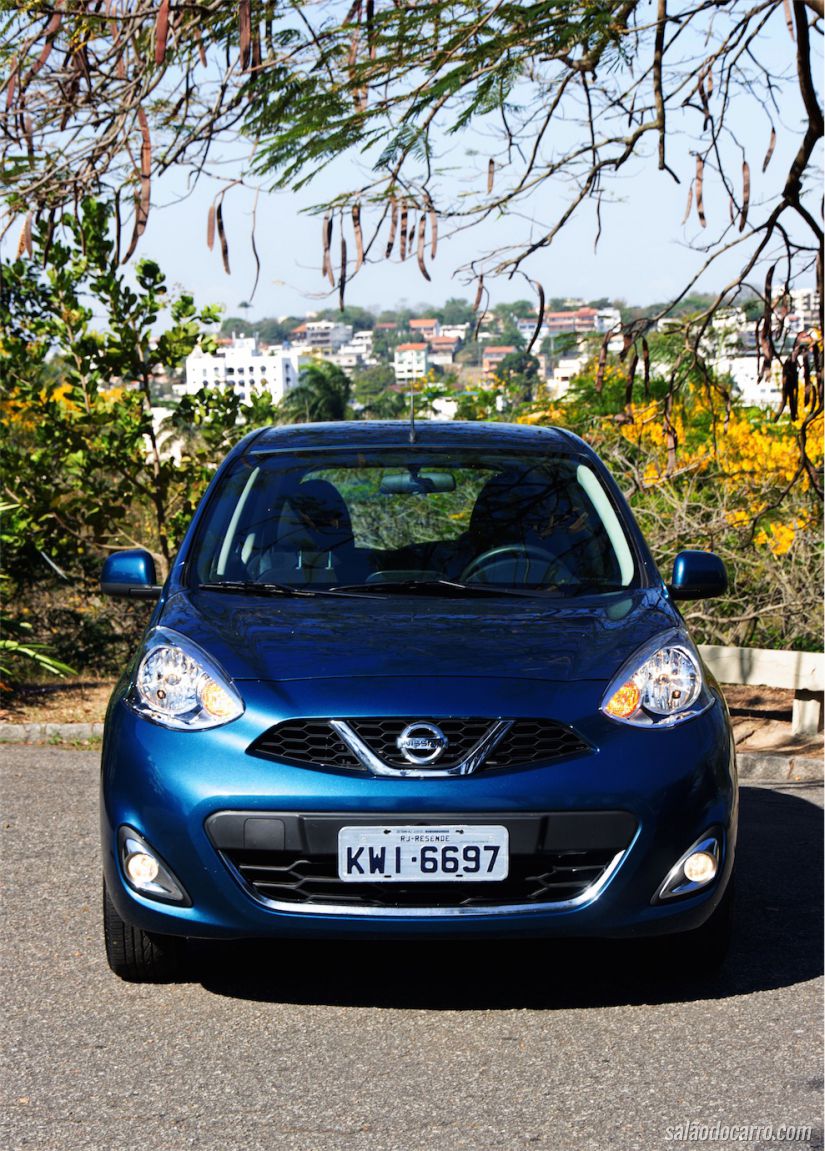 Nissan March SV 1.0
