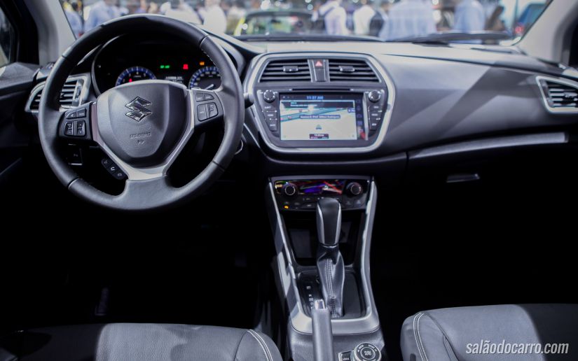 Suzuki traz SX4 S-Cross ao Salão do Automóvel