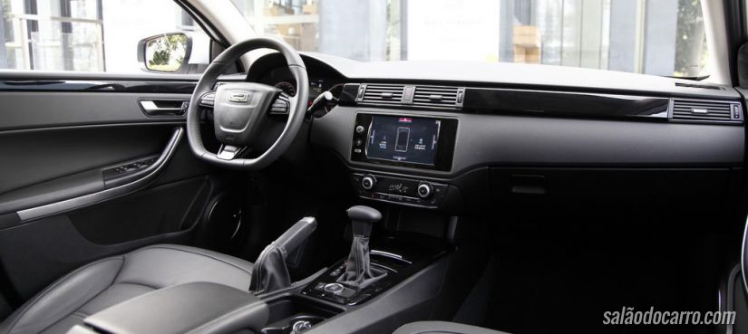Qoros 3 City chega ao mercado chinês