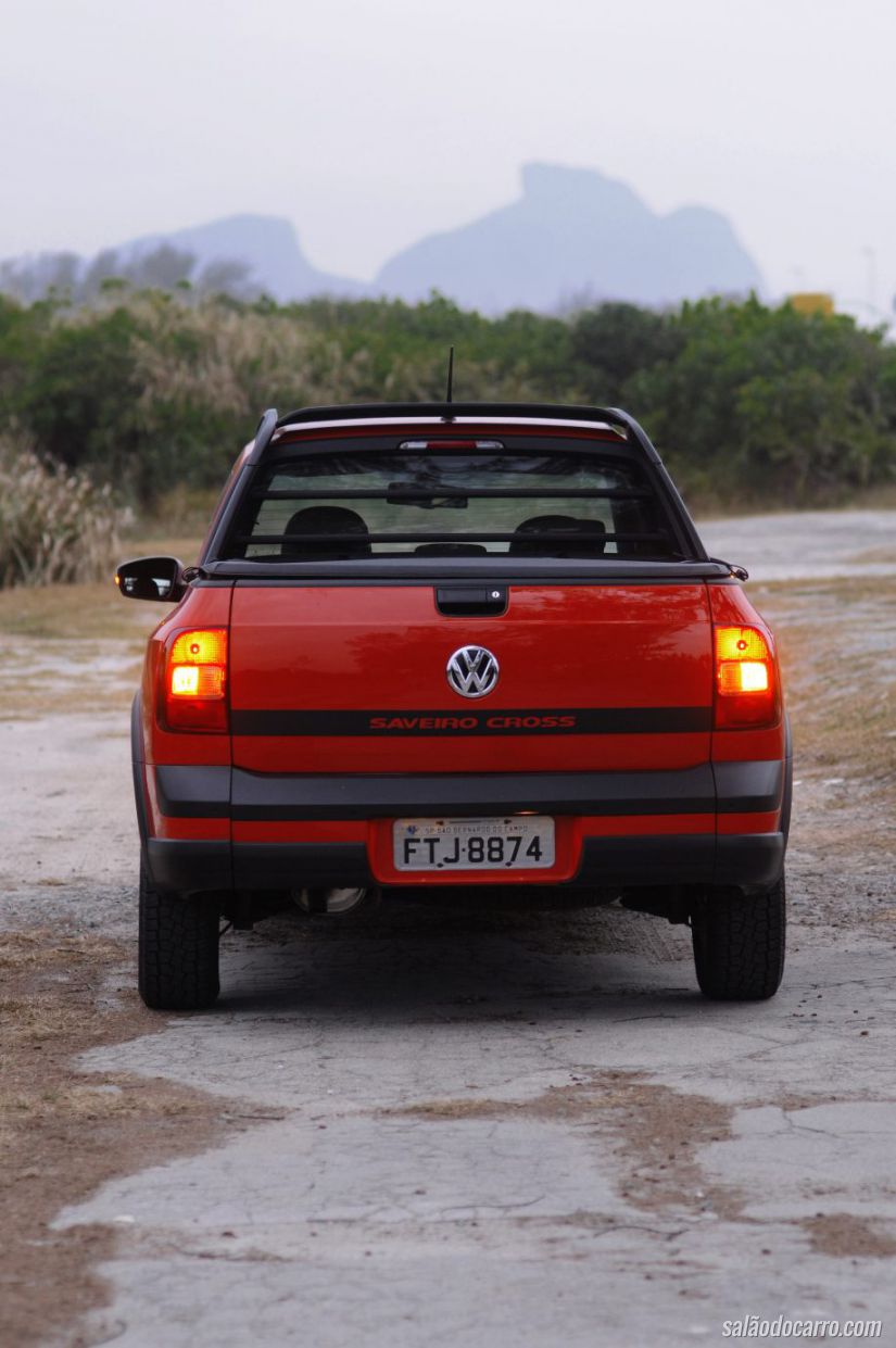 Traseira da Saveiro Cross