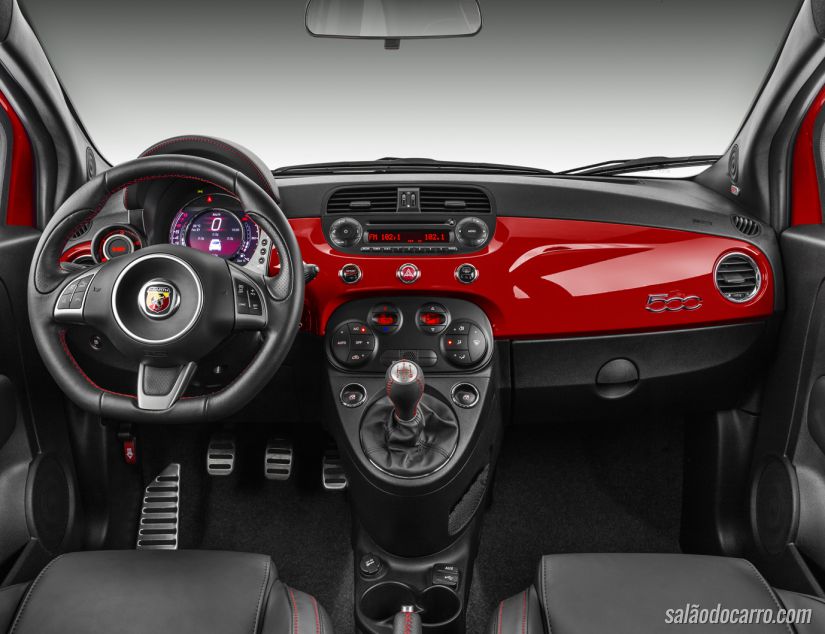 Fiat 500 Abarth custa até R$ 80 mil 