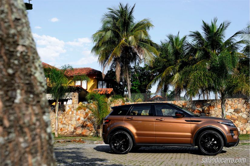 Evoque Zanzibar sob a paisagem praiana