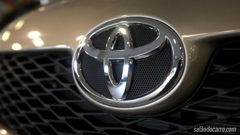EUA fazem recall de 2 milhões de veículos por falha no airbag
