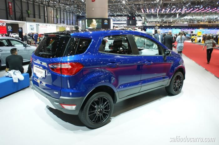 EcoSport mais baixa e sem estepe chama a atenção em Genebra