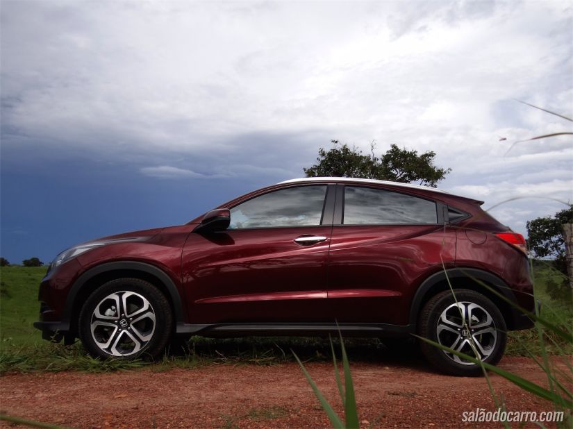 Visão lateral do Honda HR-V