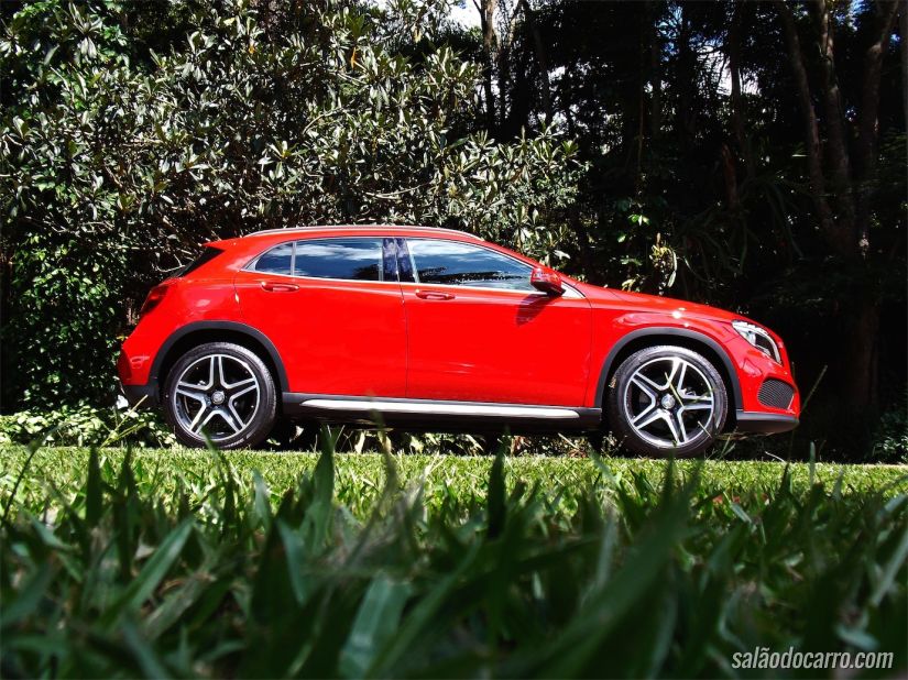 SUV premium da marca tem design bem acertado