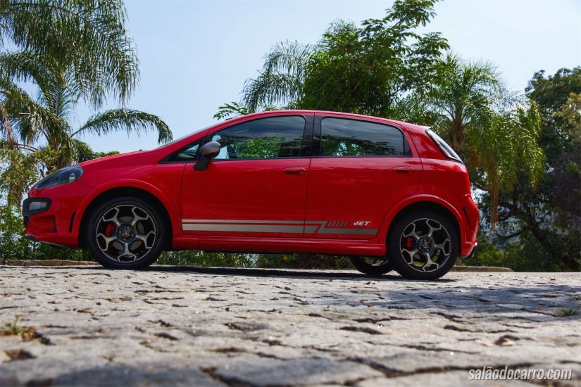 Modelo da Fiat briga no mesmo segmento com o seu irmão Bravo