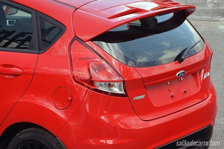 Ford New Fiesta Sport chega por R$ 58.990