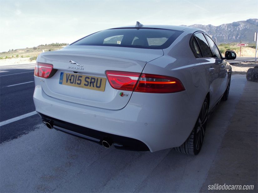 Jaguar XE