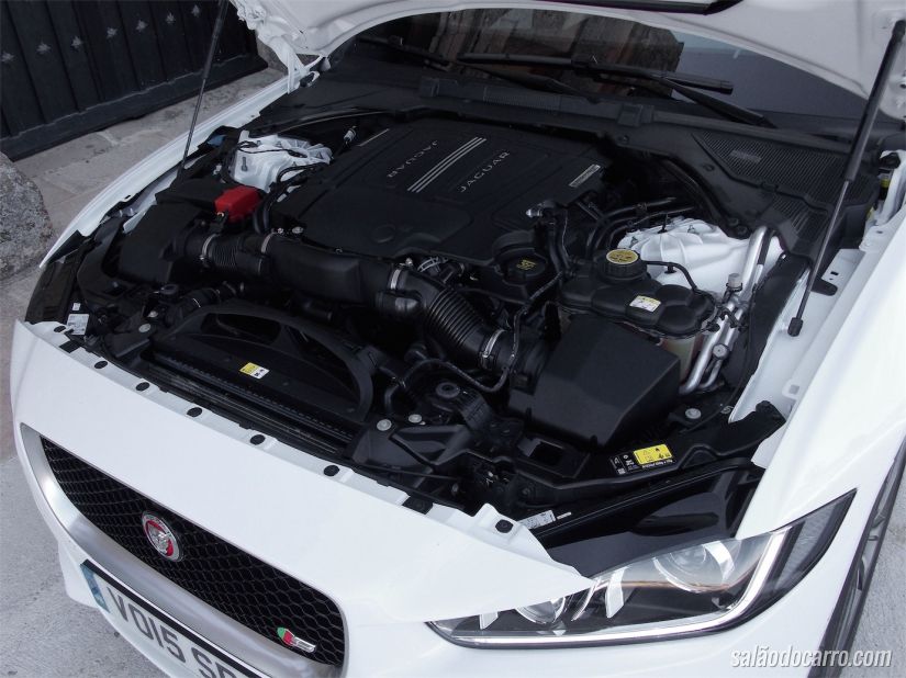Jaguar XE