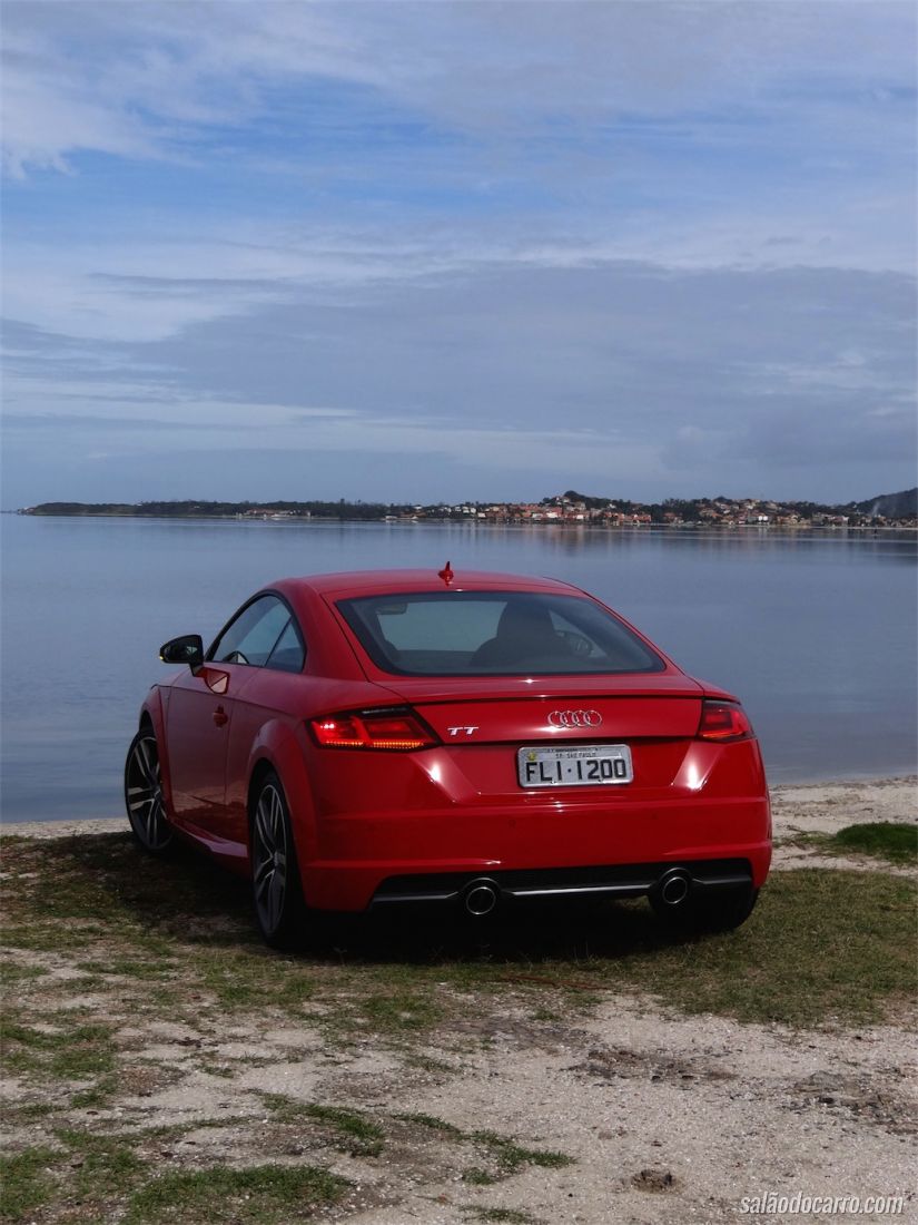 Audi TT 2015