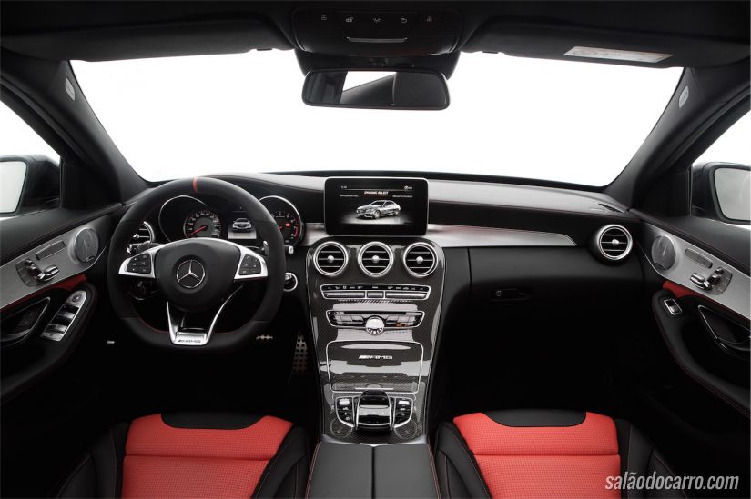 Interior do AMG C63S