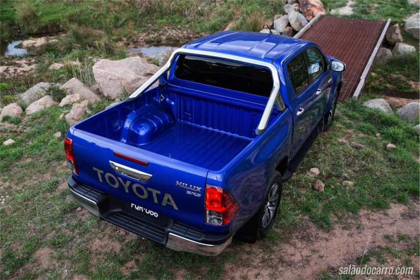 Toyota Hilux 2016