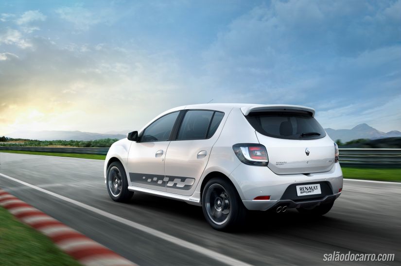 Renault Sandero chega com 150cv