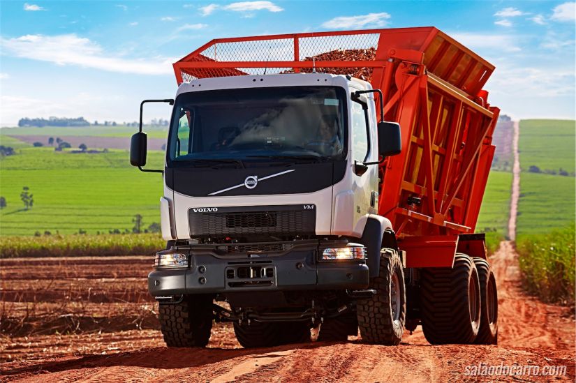 Volvo caminhão VM: para operação de transbordo de cana-de-açúcar