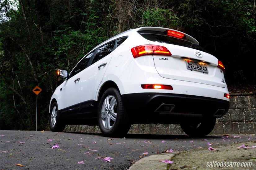 JAC T6