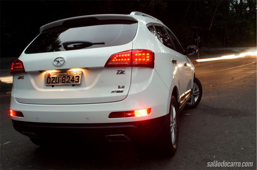 JAC T6