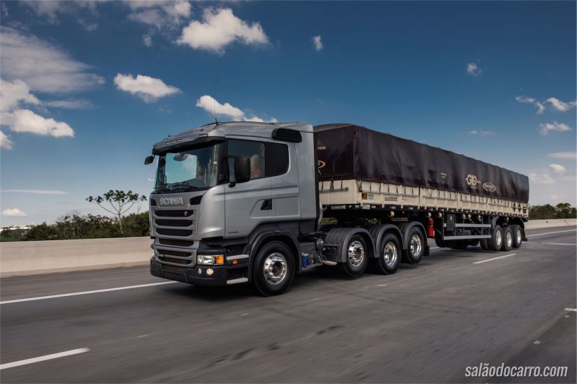 Scania 8X2 R440