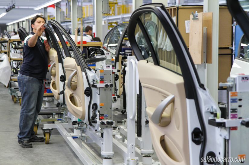 BMW chega a 10 mil veículos produzidos no Brasil