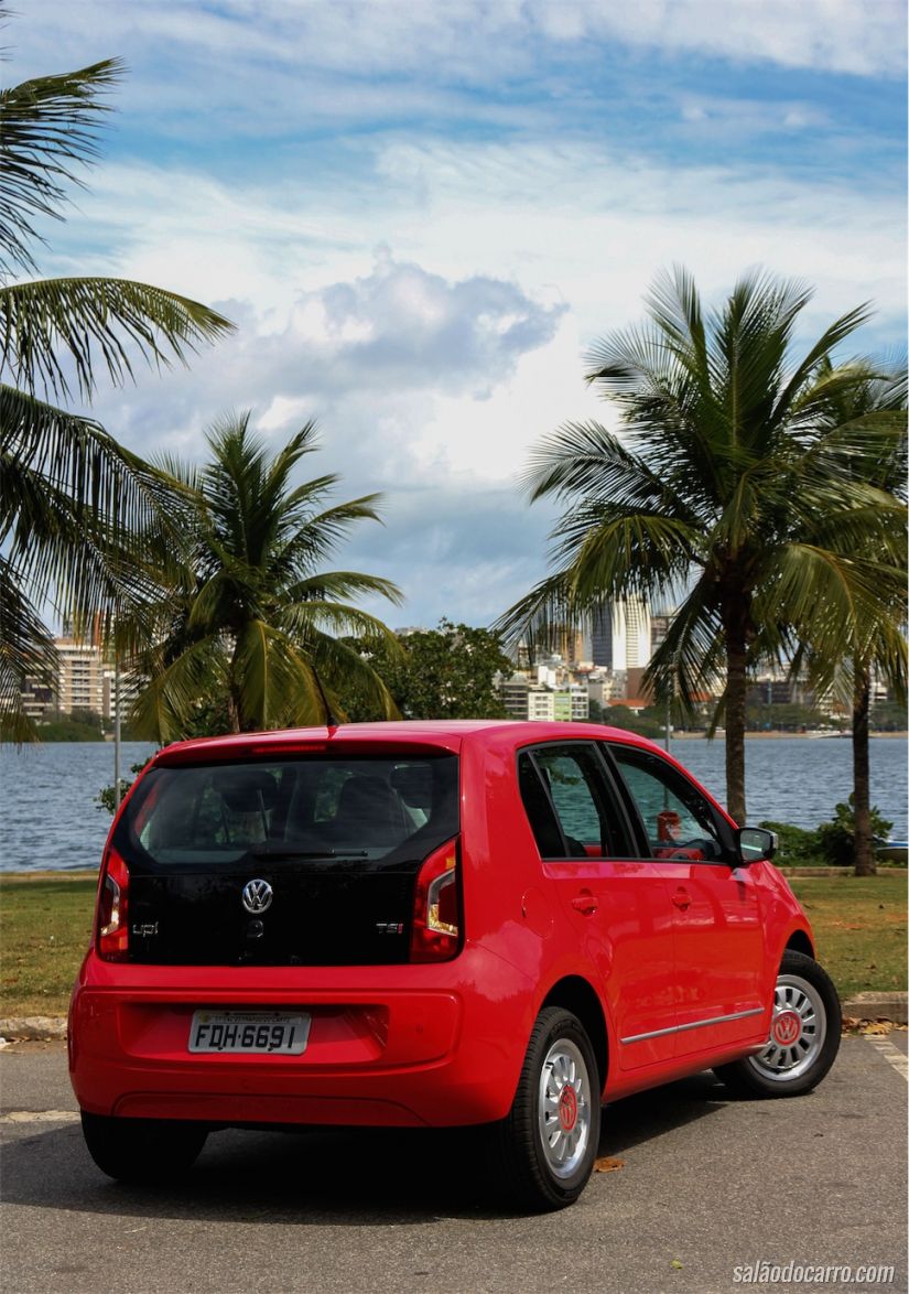 Volkswagen Red up! TSI