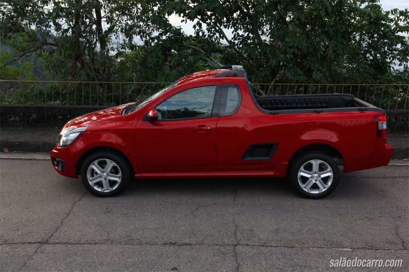 Chevrolet Montana Sport