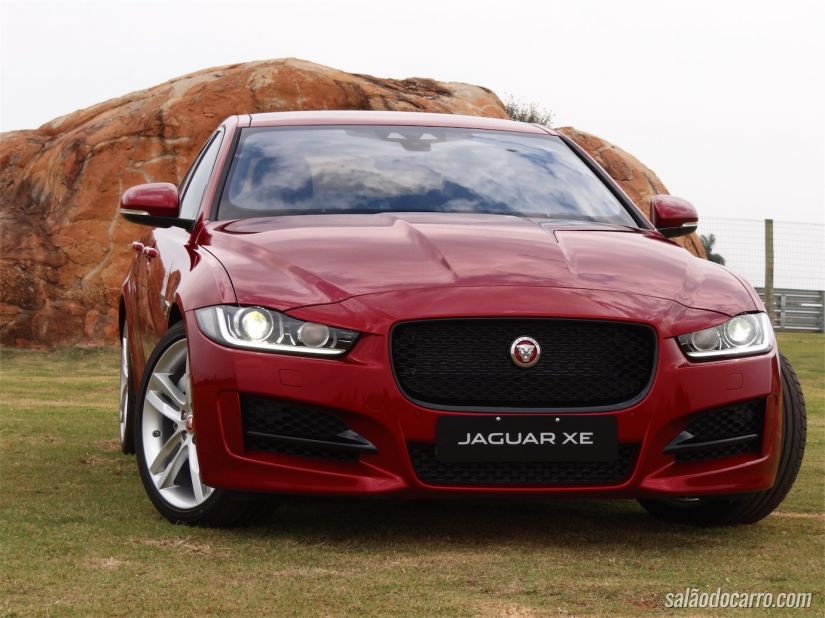Jaguar XE