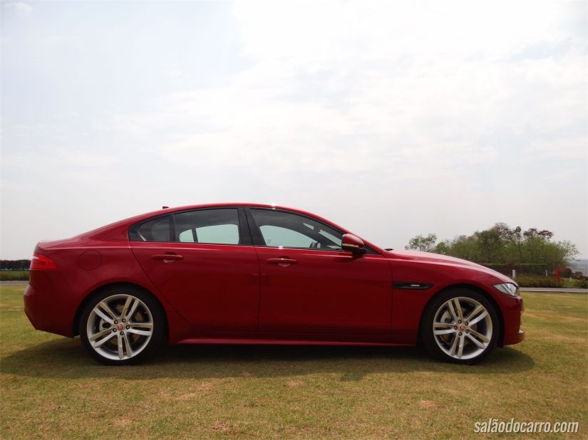 Jaguar XE