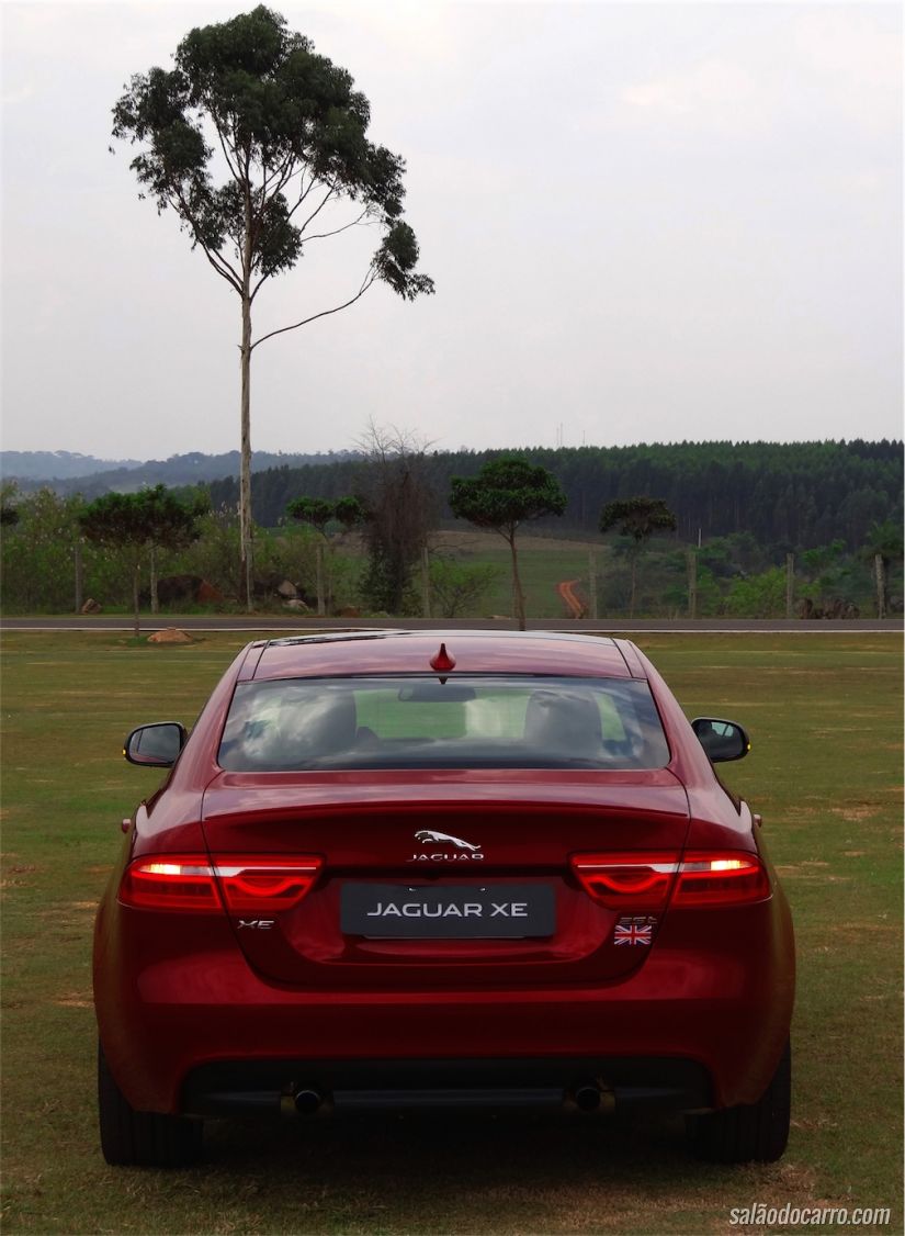 Jaguar XE