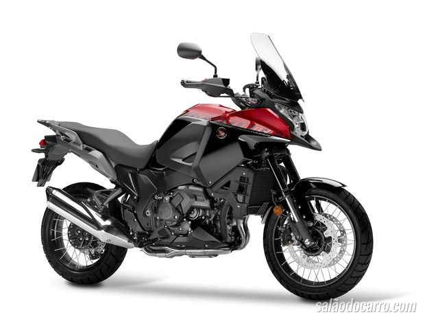 Honda renova VFR 1200X para 2016
