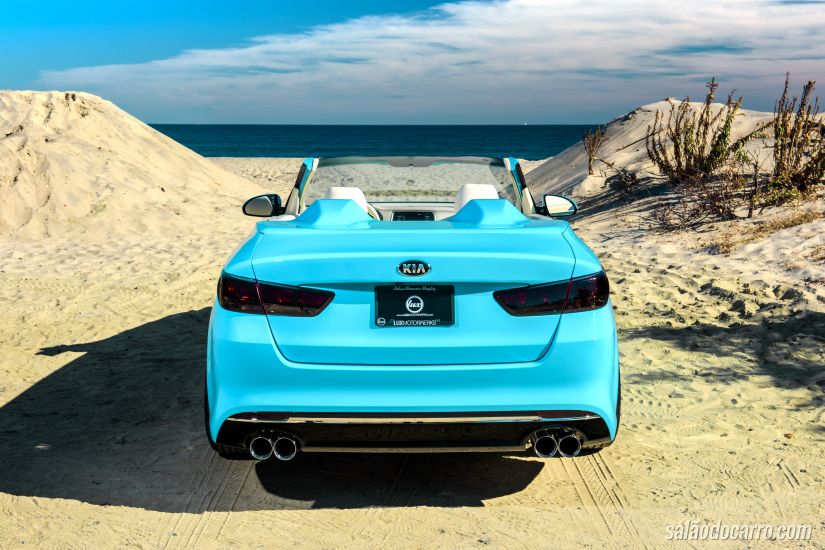 Kia apresenta conceito conversível no SEMA Show
