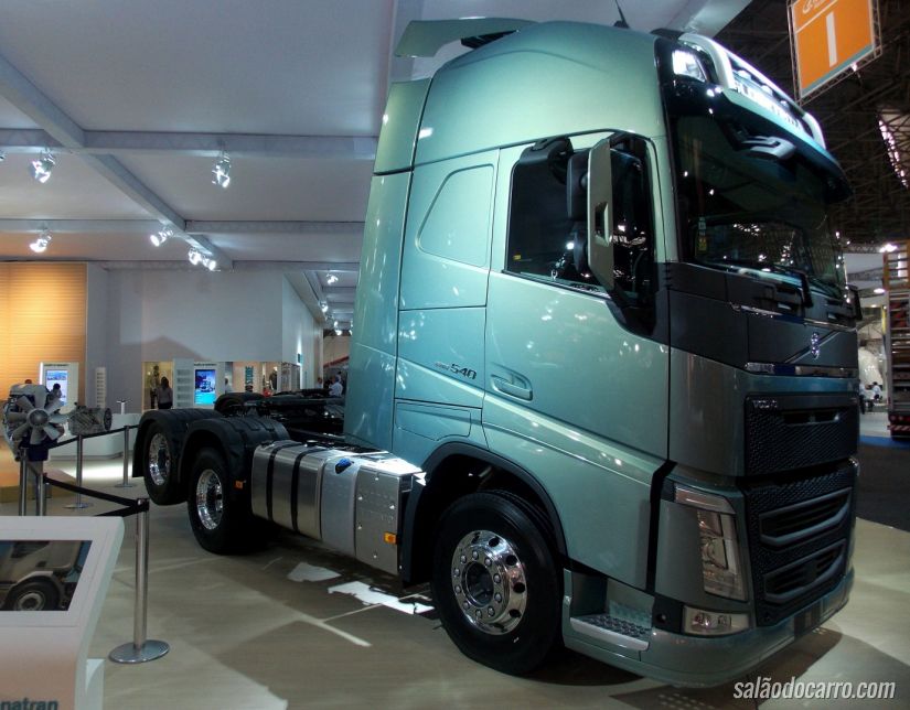 Volvo FH 6x4