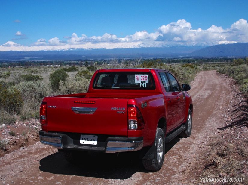 Nova Toyota Hilux SRV