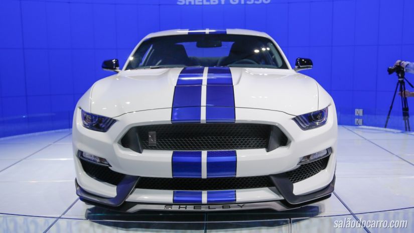 Mustang Shelby GT350 é premiado pelo Best Engine