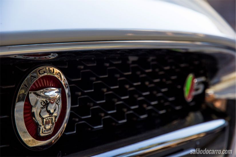 Jaguar F-Type S cupê