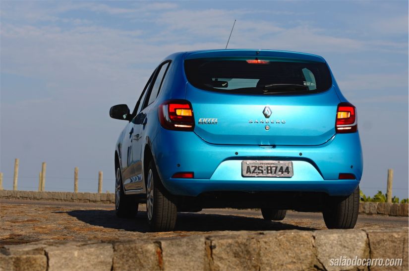 Renault Sandero Expression 1.0