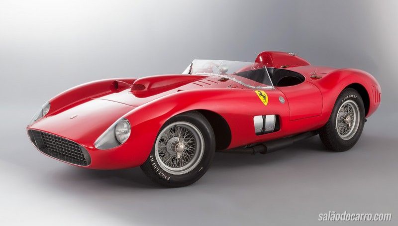 Ferrari é vendida por €32 milhões em Paris