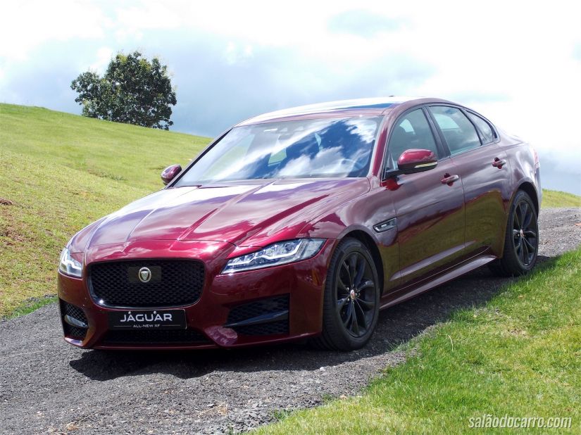 Jaguar XF R-Sport 