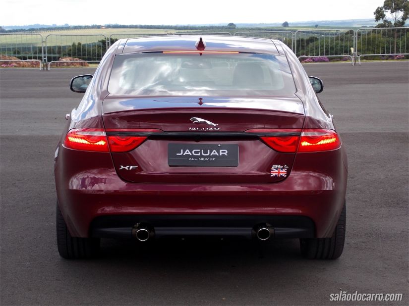 Jaguar XF R-Sport 