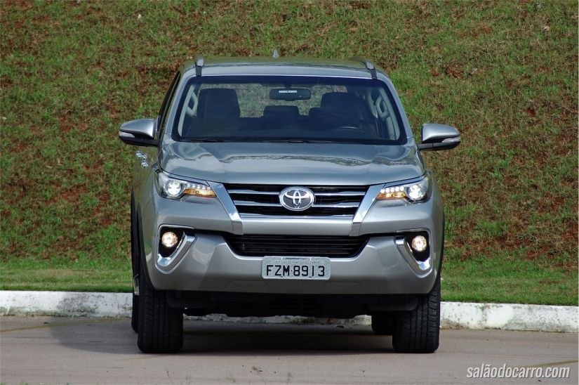 Nova Toyota SW4