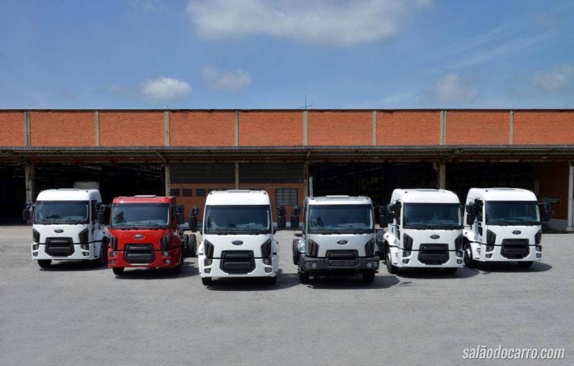 Ford Cargo - versões automatizadas Torqshift