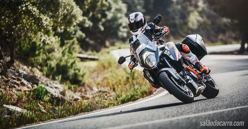 KTM lança sua moto 1290 Super Duke GT