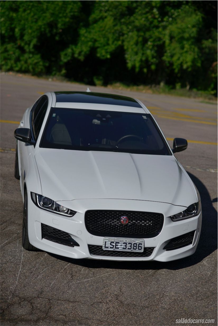 Jaguar XE R-Sport